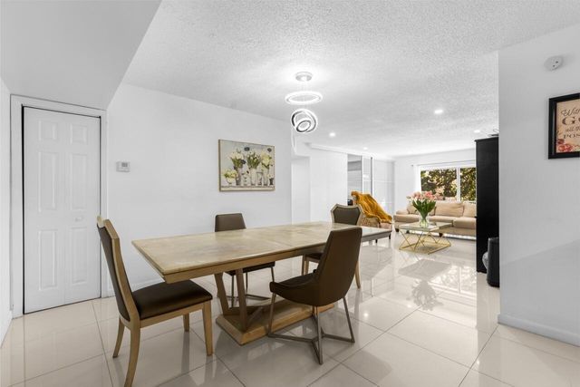 6301 N Falls Cir Drive 307, Lauderhill, FL 33319