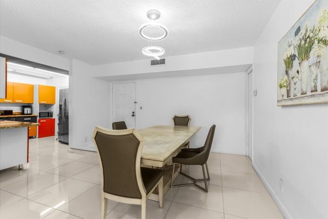 6301 N Falls Cir Drive 307, Lauderhill, FL 33319