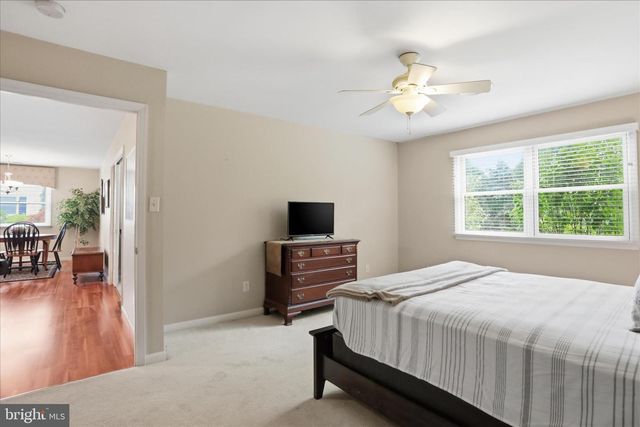 254 PHOENIX DR, Chambersburg, PA 17201