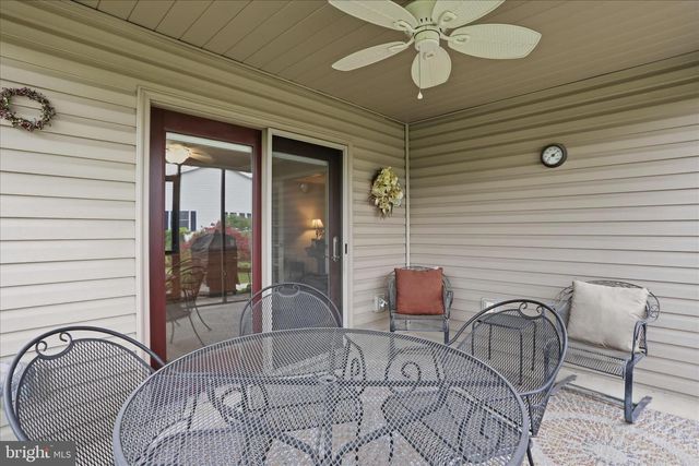 254 PHOENIX DR, Chambersburg, PA 17201