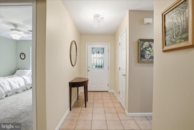 254 PHOENIX DR, Chambersburg, PA 17201