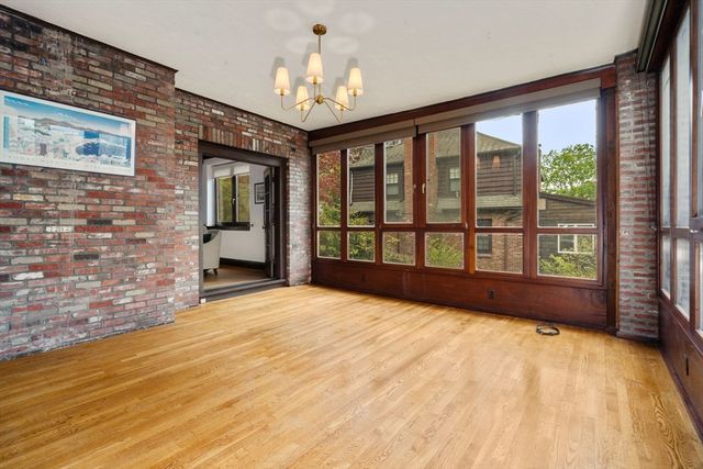 110 Wallis Rd., Brookline, MA 02467