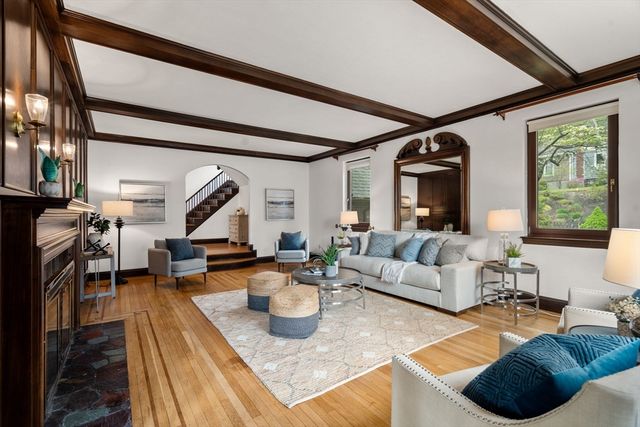 110 Wallis Rd., Brookline, MA 02467