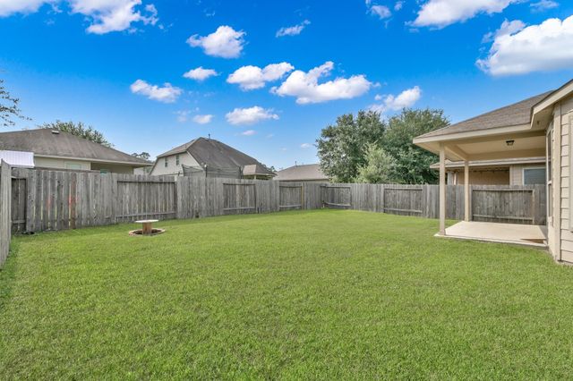 9442 E Woodmark, Conroe, TX 77304