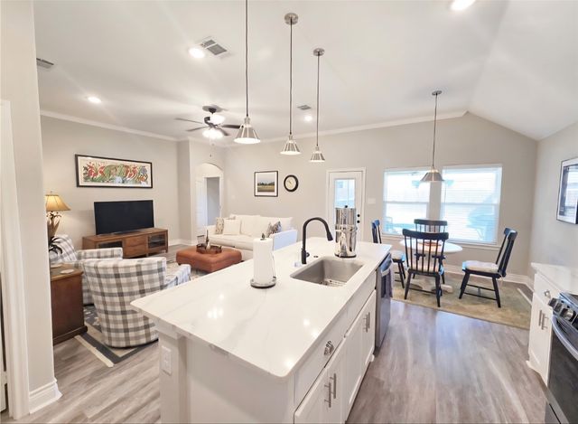 808 Tippit Lane, Greenville, TX 75402