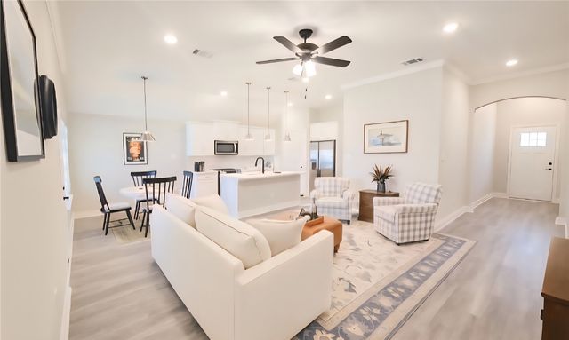 808 Tippit Lane, Greenville, TX 75402