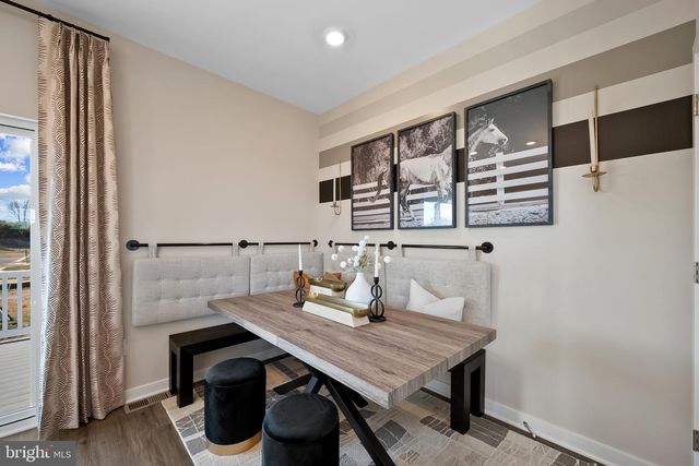 413 ECLIPSE ST, Charles Town, WV 25414