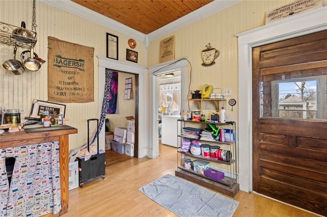 818 E McLennan Avenue, Mart, TX 76664