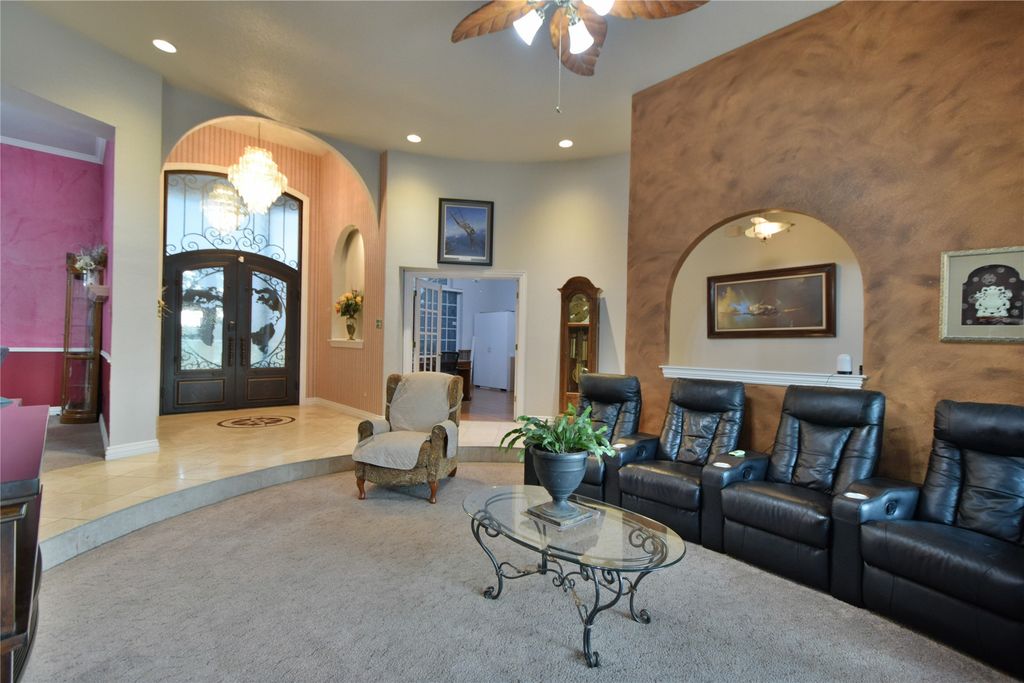 2921 N Mockingbird Lane, Midlothian, TX 76065