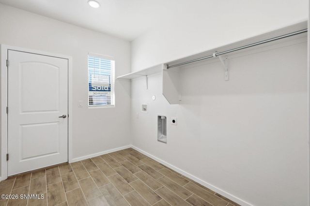 6512 Newcastle Avenue, Las Cruces, NM 88012