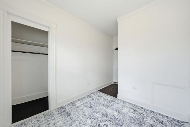 11412 S Saint Lawrence Avenue, Chicago, IL 60628