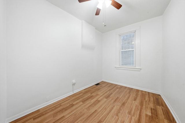 11412 S Saint Lawrence Avenue, Chicago, IL 60628