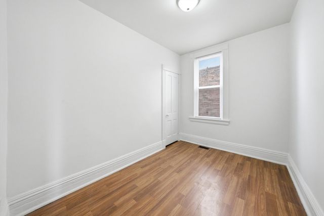 11412 S Saint Lawrence Avenue, Chicago, IL 60628