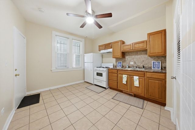 11412 S Saint Lawrence Avenue, Chicago, IL 60628