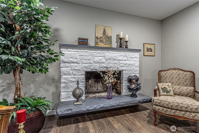 3614 West Tapps Drive E, Lake Tapps, WA 98391