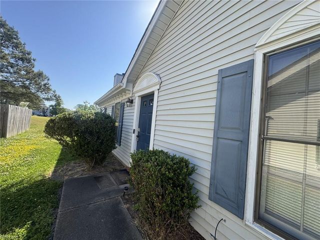 1124 Gleaning Close CLS, Virginia Beach, VA 23455
