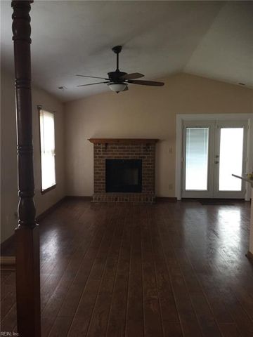 1124 Gleaning Close CLS, Virginia Beach, VA 23455