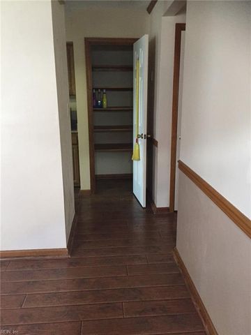 1124 Gleaning Close CLS, Virginia Beach, VA 23455