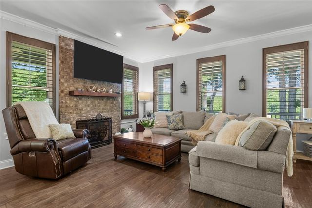 1267 Wades Branch Rd, Centerville, TN 37033