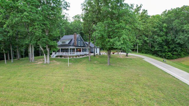 1267 Wades Branch Rd, Centerville, TN 37033