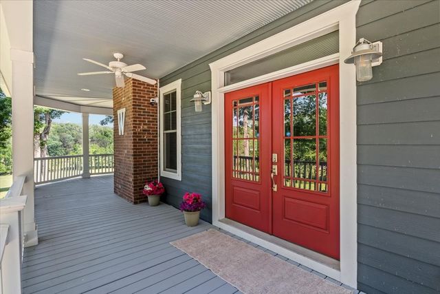 1267 Wades Branch Rd, Centerville, TN 37033