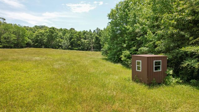 1267 Wades Branch Rd, Centerville, TN 37033