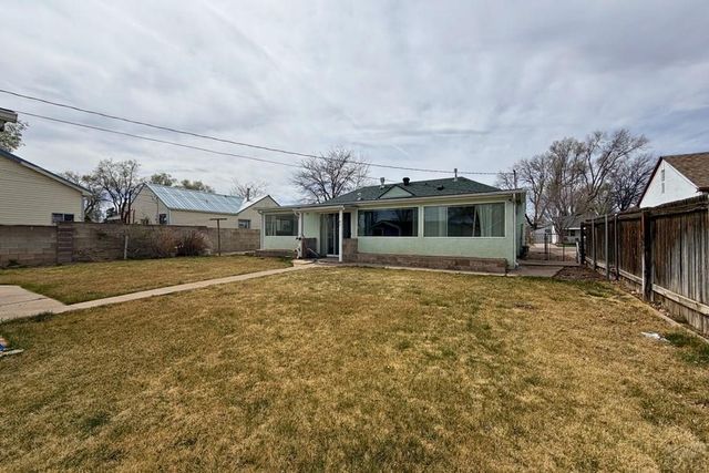 1724 Berkley Ave, Pueblo, CO 81004
