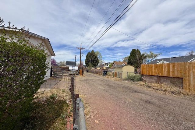 1724 Berkley Ave, Pueblo, CO 81004