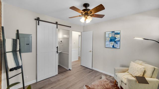 5237 S Natoma Avenue, Chicago, IL 60638