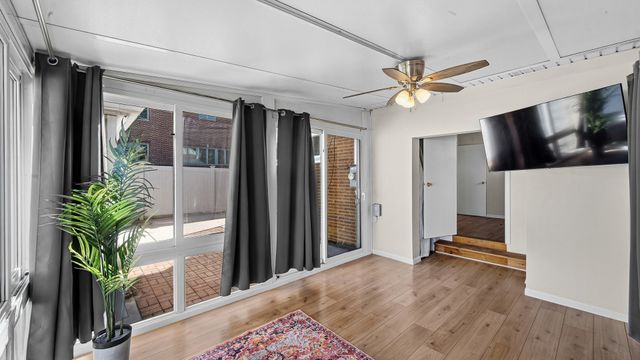 5237 S Natoma Avenue, Chicago, IL 60638