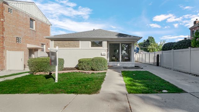 5237 S Natoma Avenue, Chicago, IL 60638