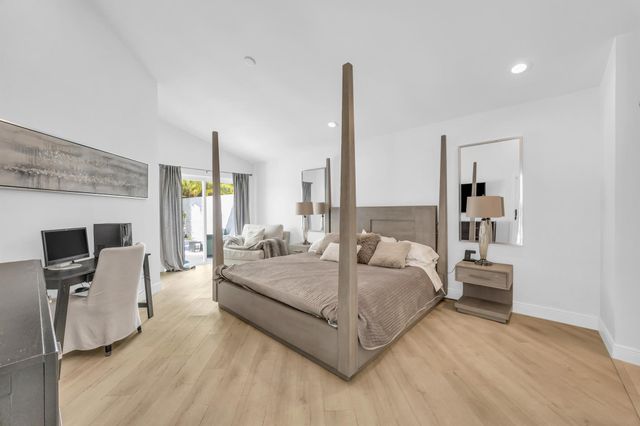 39 Dorchester Circle, Palm Beach Gardens, FL 33418