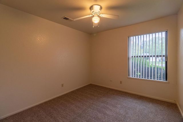 5330 Virtue Arc Dr, Stockton, CA 95207