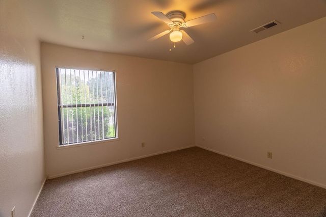 5330 Virtue Arc Dr, Stockton, CA 95207