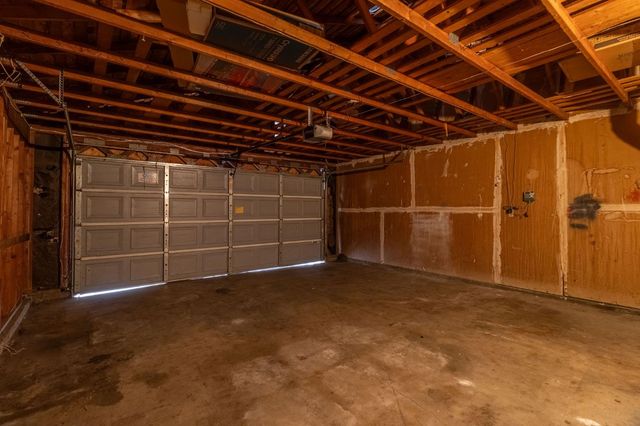 5330 Virtue Arc Dr, Stockton, CA 95207