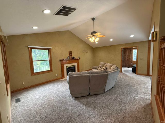 3419 Mount Vernon Drive, Vincennes, IN 47591
