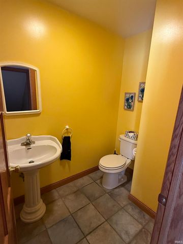 3419 Mount Vernon Drive, Vincennes, IN 47591