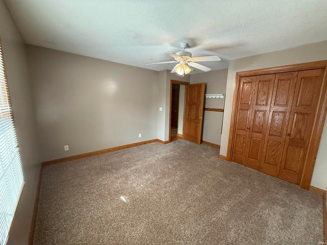 3419 Mount Vernon Drive, Vincennes, IN 47591