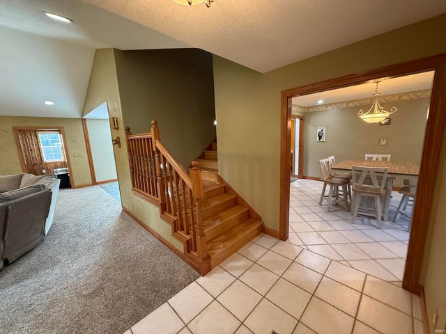 3419 Mount Vernon Drive, Vincennes, IN 47591