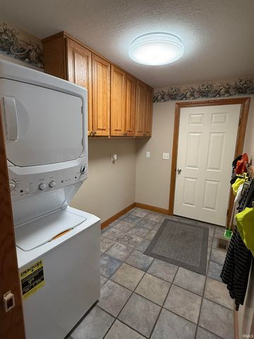 3419 Mount Vernon Drive, Vincennes, IN 47591