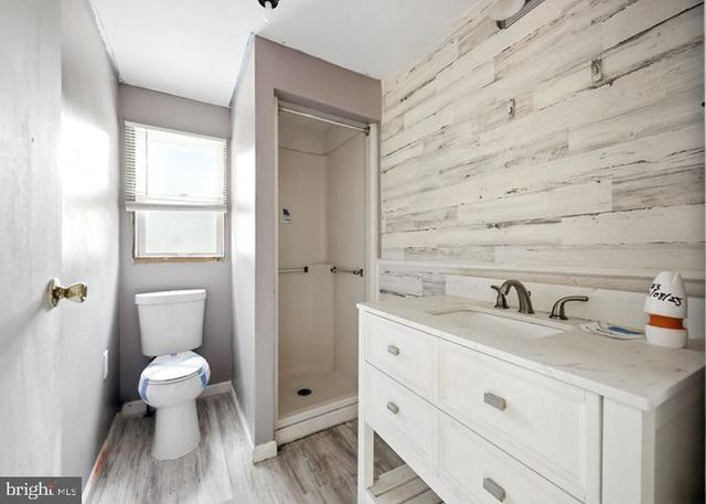 423 BINKER AVE, Berlin, NJ 08009