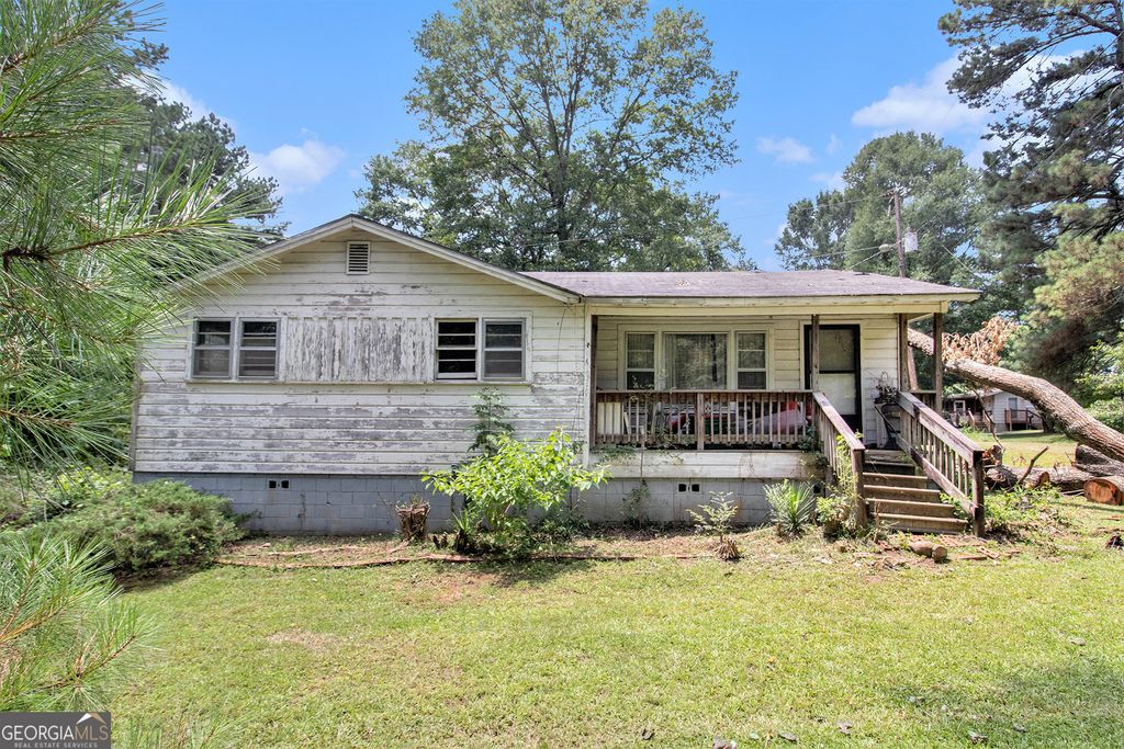 3379 Railroad Street, Ellenwood, GA 30294