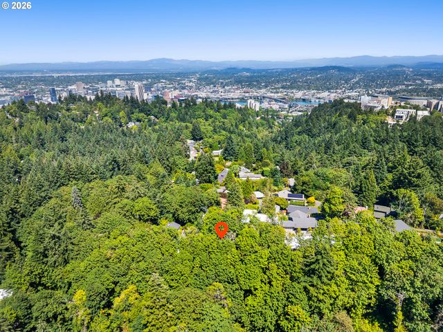 Sw SHERWOOD Pl 53, Portland, OR 97201