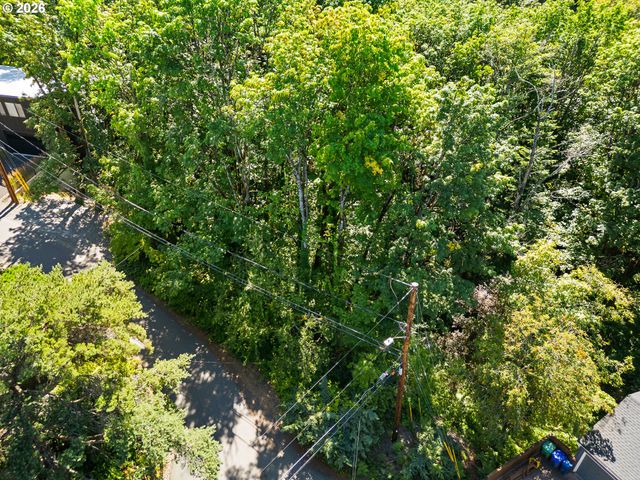 Sw SHERWOOD Pl 53, Portland, OR 97201