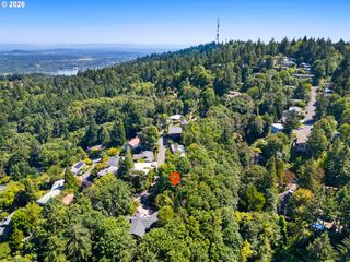 Sw SHERWOOD Pl 53, Portland, OR 97201