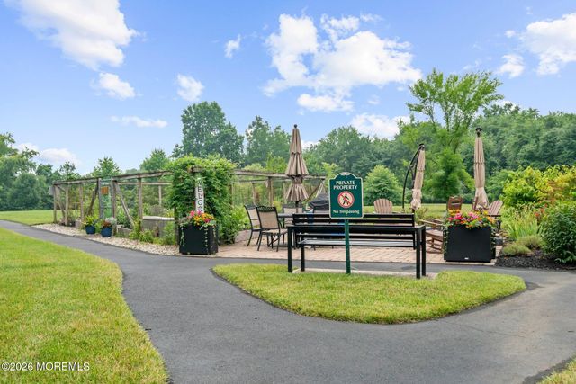 1322 Berry Farm Road, Whitehouse Station, NJ 08889