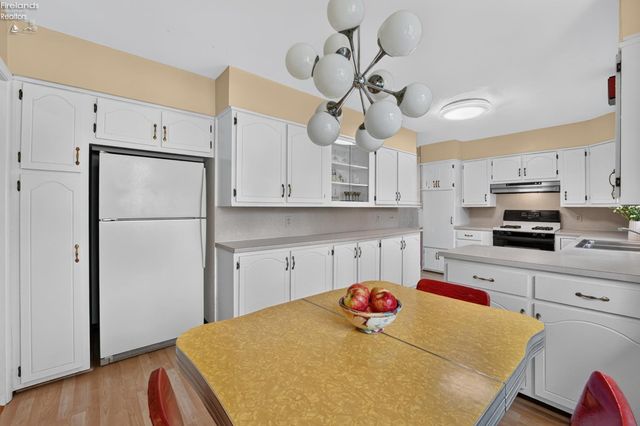 59 Shipherd, Oberlin, OH 44074