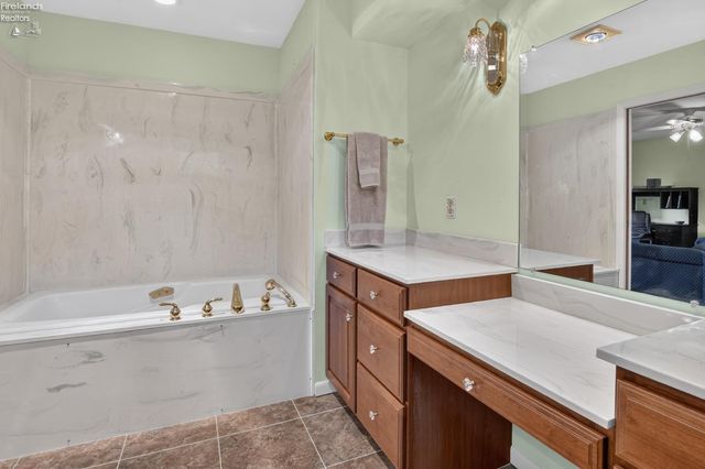 59 Shipherd, Oberlin, OH 44074