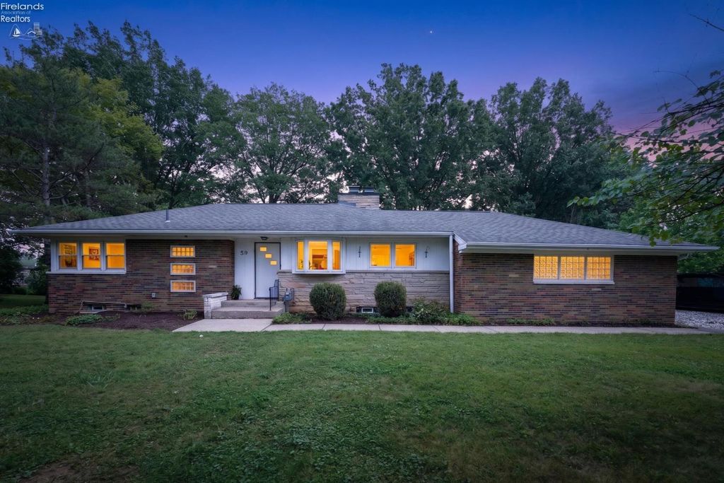 59 Shipherd, Oberlin, OH 44074
