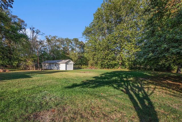 1403 Barron Lake Road, Niles, MI 49120